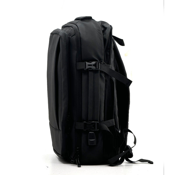 IMPACT - Zaino Uomo Antifurto Impermeabile USB – Elegante e Capiente per Scuola, Lavoro o Viaggio