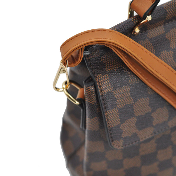 Borsa firmata GYOIAMEA donna tracolla fantasia scritte colorata capiente marrone