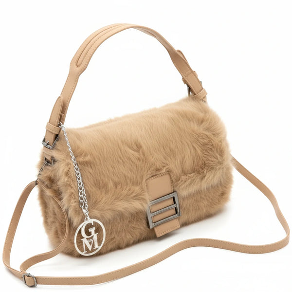 La Pola- Borsa firmata Gyoiamea in eco pelliccia morbida teddy pelo borsetta tracolla
