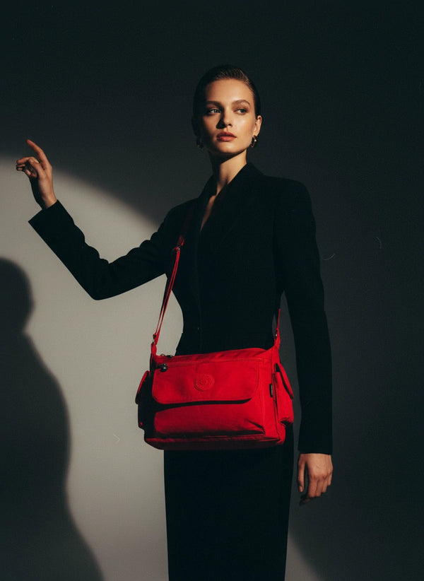 Borsa donna nuova sportiva passeggio 6 tasche nylon impermeabile tracolla postina moda platta