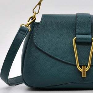 YYcoveri Borsa firmata a mano e tracolla 2 in 1 –_ mezzaluna con chiusura dorata simil pelle martellata