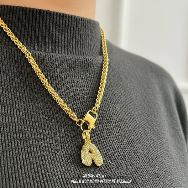 BUNDLE SET Collana a Corda "Frontal Lock" moschettone + 1 Ciondolo Lettera Iniziale "Balloon" con Pavé di Zirconi