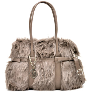 A Bedda - Borsa firmata Gyoiamea in eco pelliccia morbida teddy pelo