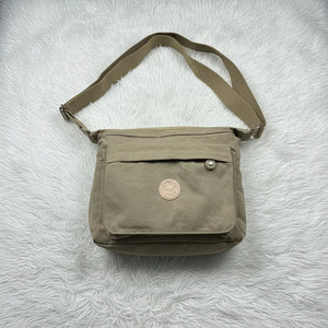 Borsa Tracolla Donna in Nylon Beige Multitasche. Impermeabile e Leggera con Cinghia Regolabile. Modello Postina Casual per Viaggio e Uso Quotidiano