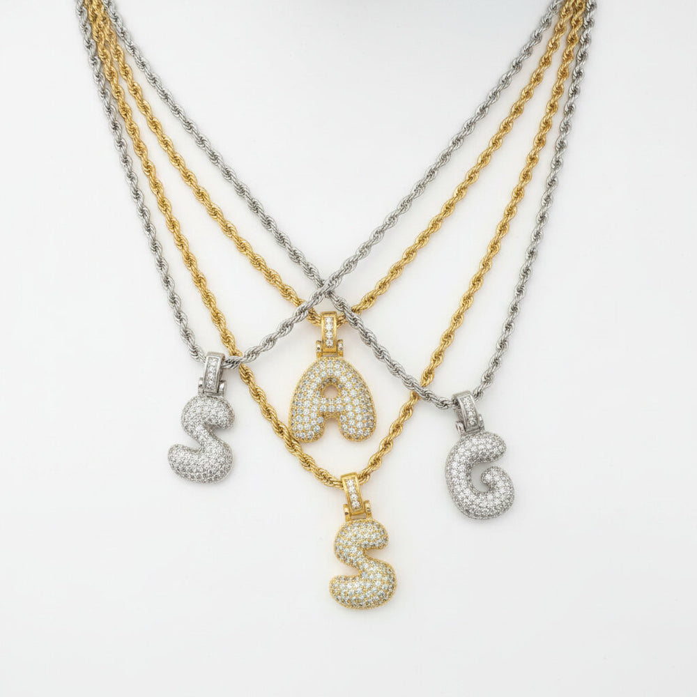 BUNDLE SET Collana a Corda "Rope Chain" + Ciondolo Lettera Iniziale "Balloon" con Pavé di Zirconi – Alfabeto Completo