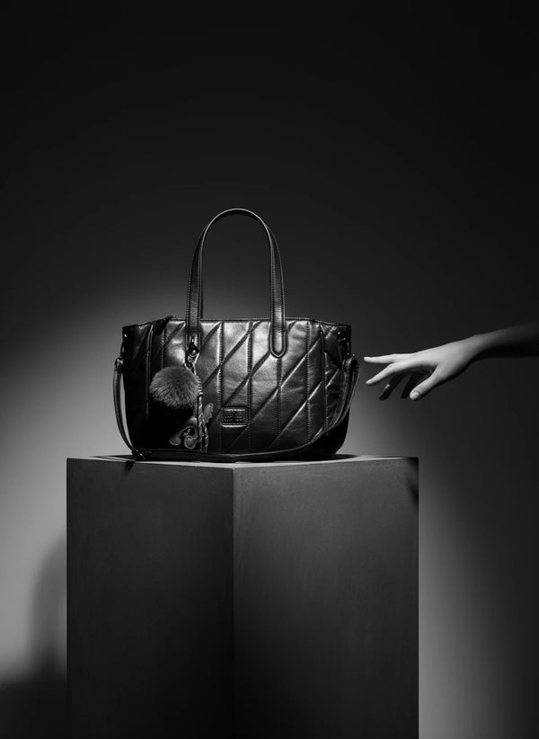 Borsa + OMAGGIO charms bauletto biker firmato YYCOVERI donna spalla a tracolla simil pelle trapuntata effetto lucido