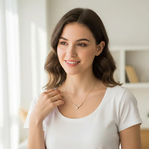 Collana Punto Luce con Perle in Acciaio Inossidabile - Girocollo Regolabile Oro e Argento