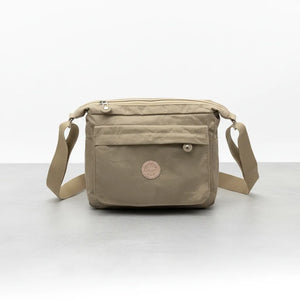 Borsa Tracolla Donna in Nylon Beige Multitasche. Impermeabile e Leggera con Cinghia Regolabile. Modello Postina Casual per Viaggio e Uso Quotidiano