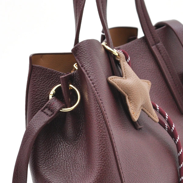 Borsa a bauletto + charms omaggio firmata COCONUDA a tracolla elegante casual simil pelle martellata