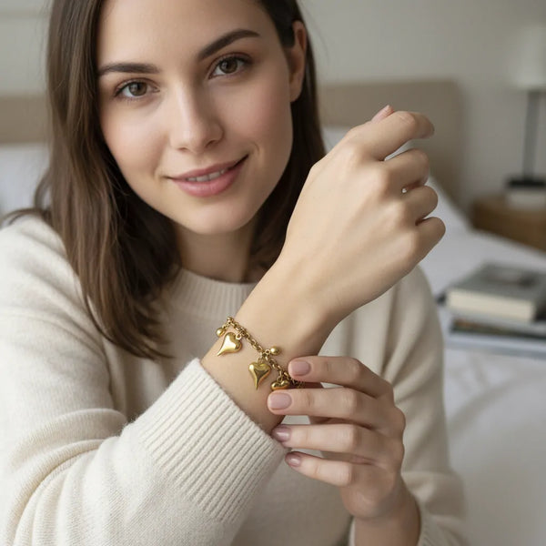 Bracciale con Charms Cuore 3D in Acciaio Oro - Catena Chunky Regolabile