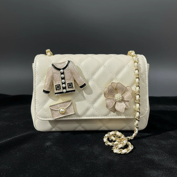 Set 3 Spille Donna Vintage Chic Giacchina, Borsetta e Fiore con Perle — Spille Dorate beige