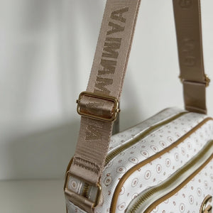 Borsa firmata GAMAYA dimensione media con zip cerniere tracolla donna logo fantasia logata multi tasche