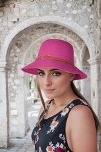 Carica l&#39;immagine nel visualizzatore di Gallery, Cappello MODA in paglia donna modello panama Floppy Hat morbido glitter FUXIA