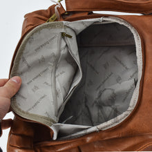 Carica l&#39;immagine nel visualizzatore di Gallery, COVERI borsa zaino 2in1 pelle venata TRASFORMABILE donna cuoio tasca anti-furto