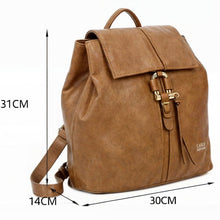 Carica l&#39;immagine nel visualizzatore di Gallery, COVERI borsa zaino 2in1 pelle borchie TRASFORMABILE donna cuoio casual passeggio