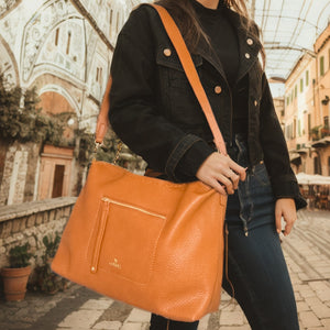 Borsa firmata YYcoveri shopping morbida 2 in 1 + pochette omaggio comoda e capiente