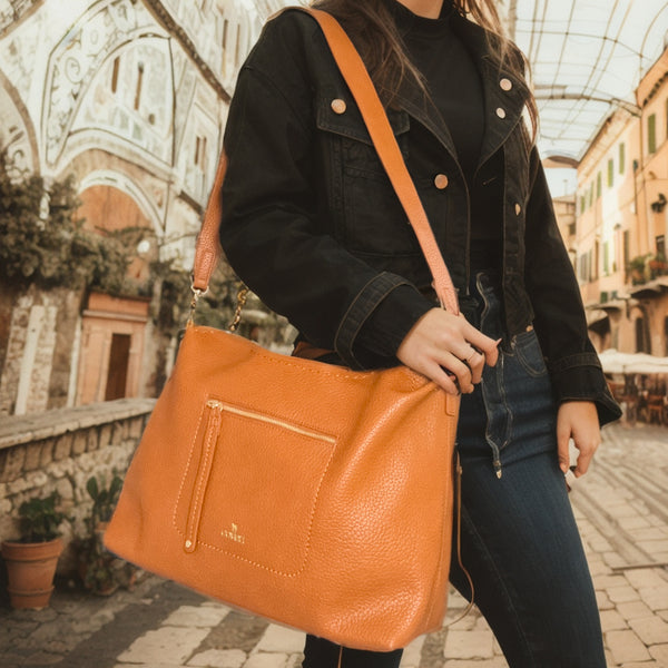 Borsa firmata YYcoveri shopping morbida 2 in 1 + pochette omaggio comoda e capiente