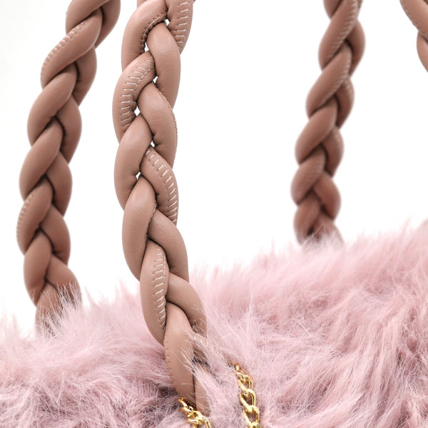 La Melinda- Borsa firmata Gyoiamea in eco pelliccia morbida teddy pelo manici intrecciati