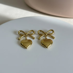 Orecchini a Fiocco con Cuore Pendente Dorati - Stile Romantico