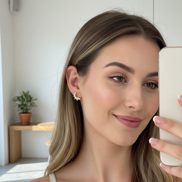 Orecchini Rampicanti Ear Climber a Foglia con Zirconi Marquise