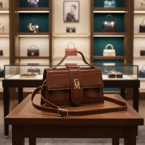 La Mattea - Borsetta firmata Gyoiamea simil pelle lucida vernice tracolla elegante casual