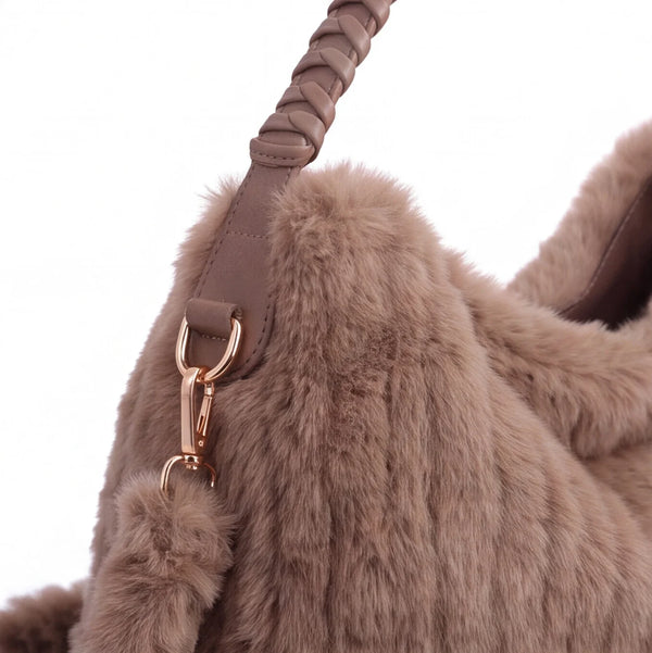 Borsa hobo in ecopelliccia 9756, vista dettaglio 4