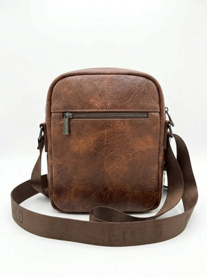 Borsello uomo a tracolla con zip frontale, colore marrone, vista del retro