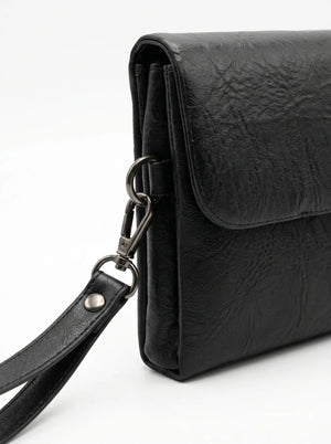 Pochette uomo nera con laccetto, colore nero, dettaglio ravvicinato