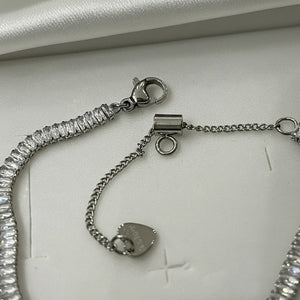 Bracciale Tennis Baguette con Chiusura a Cursore "Smart Slider" bolo Regolabile - Fit Perfetto