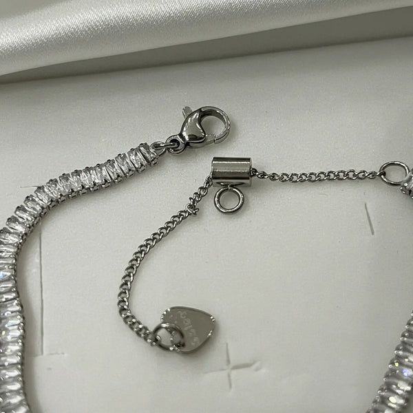 Bracciale Tennis Baguette con Chiusura a Cursore "Smart Slider" bolo Regolabile - Fit Perfetto