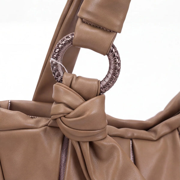 Shopping Valentini 6840-320, colore Taupe, dettaglio di manico e ferramenta