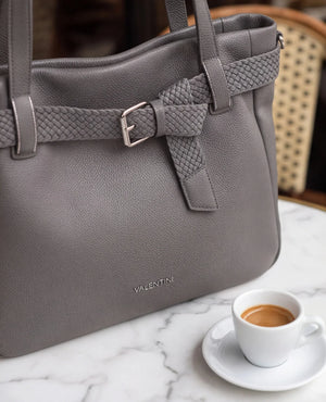 Shopping Valentini 6840-325, colore Grigio, ambientata dallo storyboard