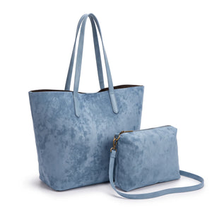 Shopper con pochette effetto scamosciato 8008, azzurro polvere, vista su sfondo bianco