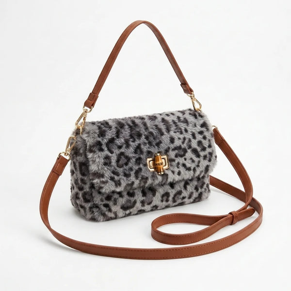 Borsa a tracolla animalier effetto pelliccia con patta, leopardato grigio