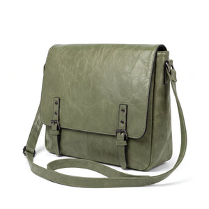 Borsa a tracolla doppia fibbia A-629, verde oliva, vista su sfondo bianco