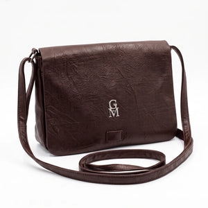 Borsa a tracolla L6322, marrone, vista su sfondo bianco
