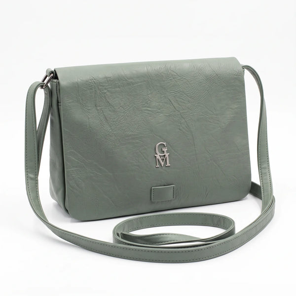 Borsa a tracolla L6322, verde salvia, vista su sfondo bianco