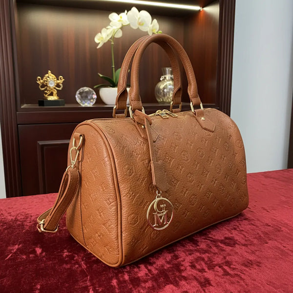 La Ciràsa- Borsa a bauletto  firmata GYOIAMEA a mano tracolla casual simil pelle martellata venata