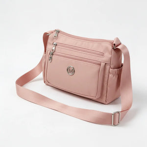 La MaxZip borsa firmata gyoiamea in nylon tecnico impermeabile