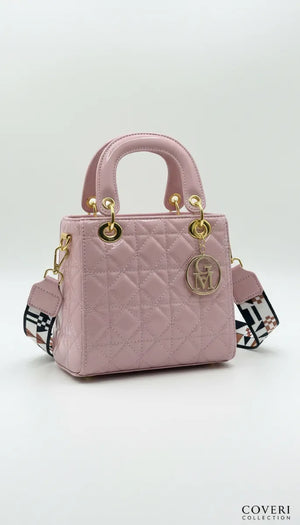 La Giovanna - Borsa a bauletto firmata GYOIAMEA a mano tracolla trapuntata effetto vernice