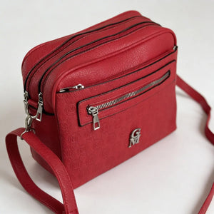 La Sandra- Borsa a tracolla firmata GYOIAMEA tracolla casual simil pelle molte zip tasche