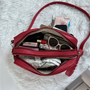 La Sandra- Borsa a tracolla firmata GYOIAMEA tracolla casual simil pelle molte zip tasche