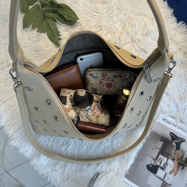 Gian Marco Venturi- Borsa Donna sacco grande Hobo Casual borche borchiata rock