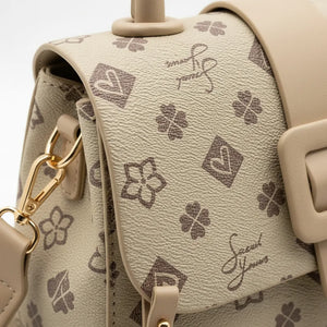 SWEET YEARS - Borsa borsetta clutch zip donna firmata tracolla logata simil pelle Motivo Quadrifogli e Fiori picche