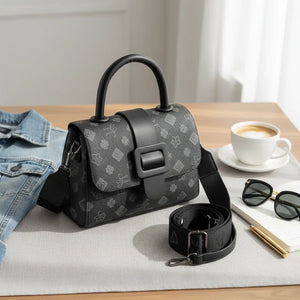 SWEET YEARS - Borsa borsetta clutch zip donna firmata tracolla logata simil pelle Motivo Quadrifogli e Fiori picche