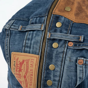 Zaino MADE IN ITALY in jeans LEVI'S vera pelle e borchie di alta qualità modello biker donna