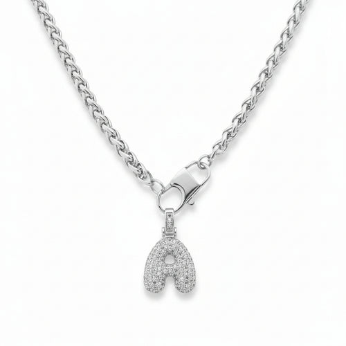BUNDLE SET Collana a Corda "Frontal Lock" moschettone + 1 Ciondolo Lettera Iniziale "Balloon" con Pavé di Zirconi