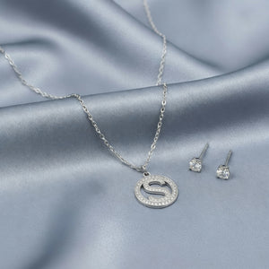 Set Parure Collana con Iniziale e Orecchini Punto Luce Acciaio Inossidabile - Regolabile (A-Z)