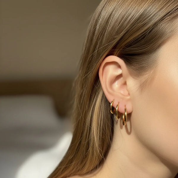 Set 6 Orecchini a Cerchio in Acciaio Inossidabile Oro – 3 Misure (Small, Medium, Large) – Impermeabili e Ipoallergenici