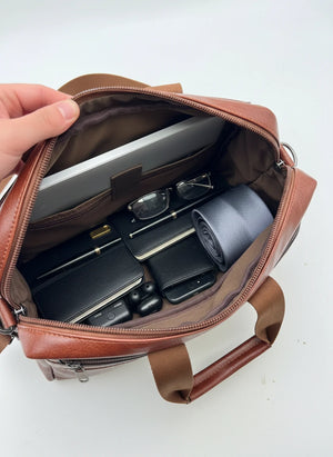 Borsa unisex firmato B. Cavalli Cartella Tracolla in simil pelle nuovo ufficio Marrone — Ventiquattrore Casual Business